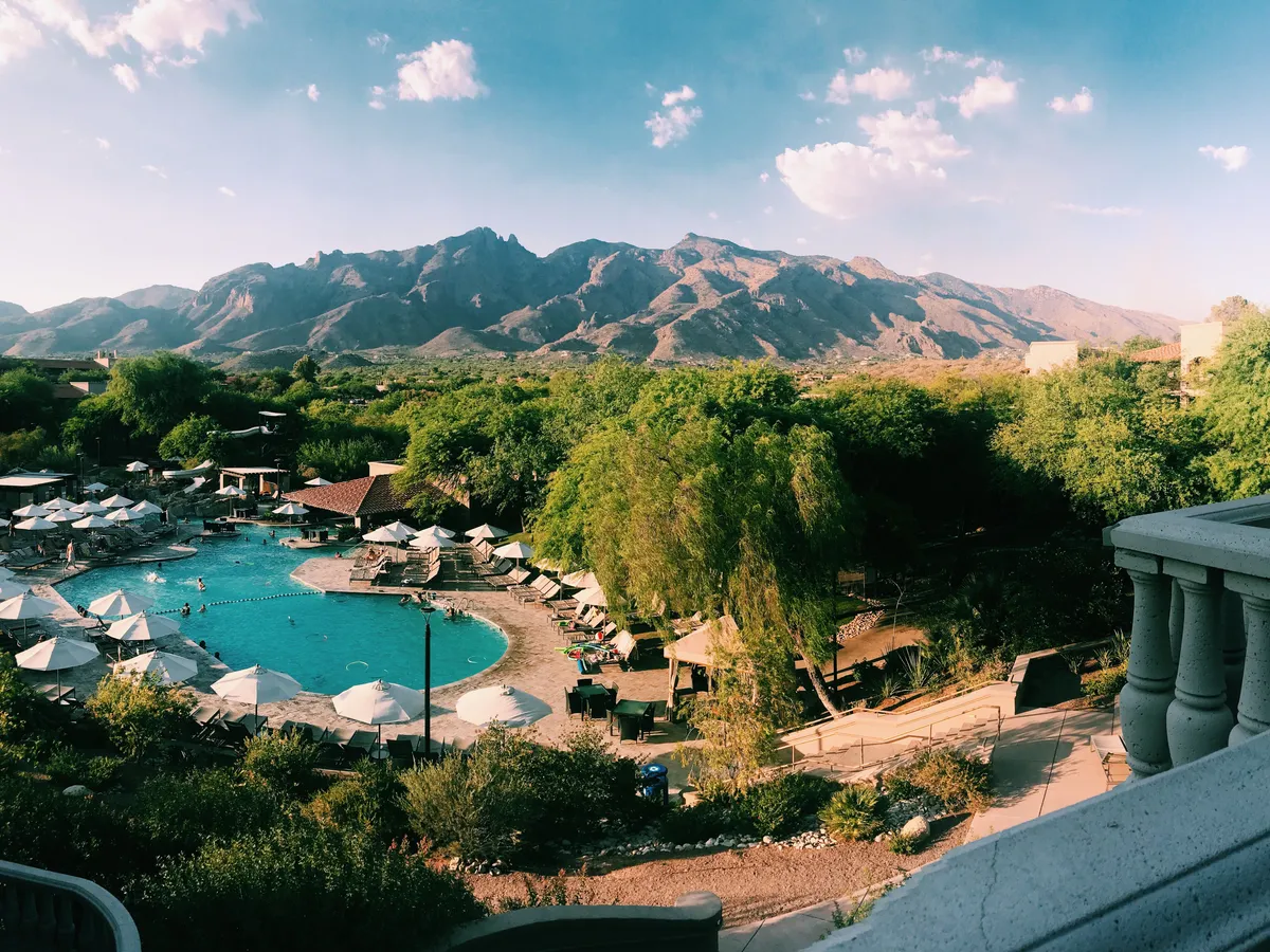 Box Canyon Lodge & Hot Springs