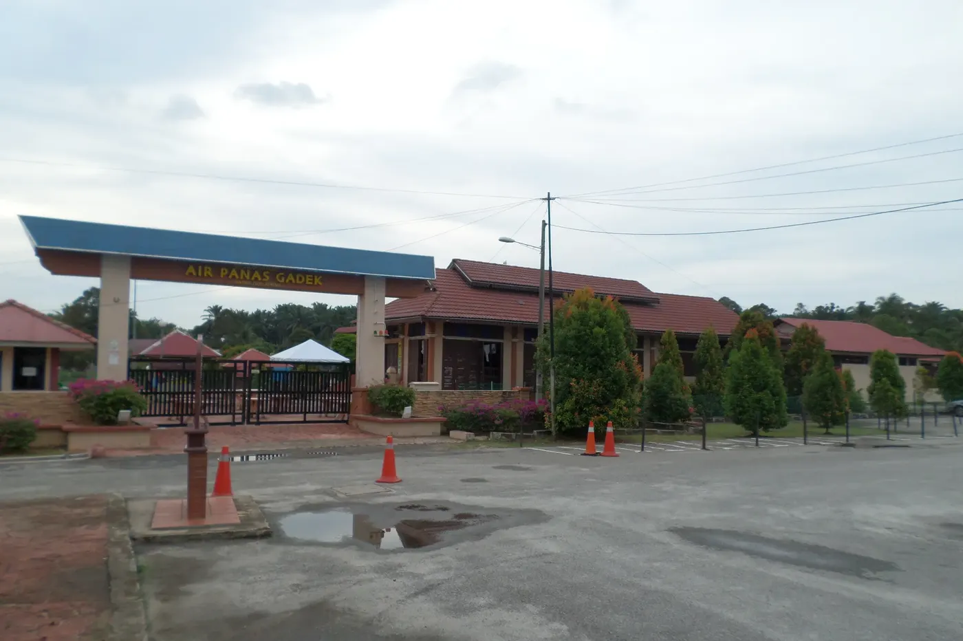 Gadek Hot Spring
