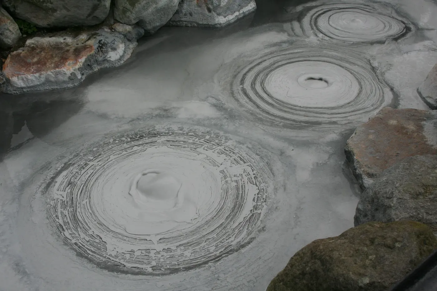 Kawayu Onsen Sennin-buro River Bath